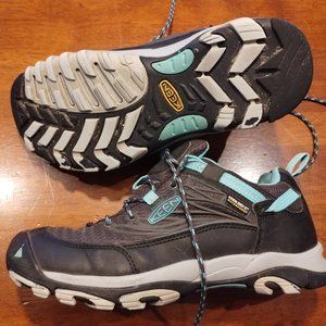 Keens Women's Hiking Shoe Sz.8